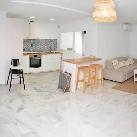 Casa 70, Duplex En Urbanizacion Lunamar By Laromanamarbella Marbella