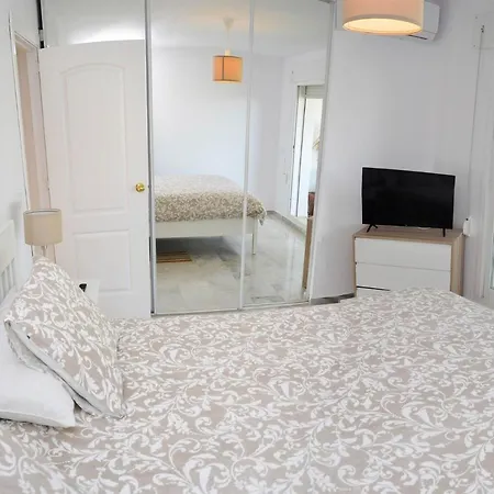 Casa 70, Duplex En Urbanizacion Lunamar By Laromanamarbella Appartamento