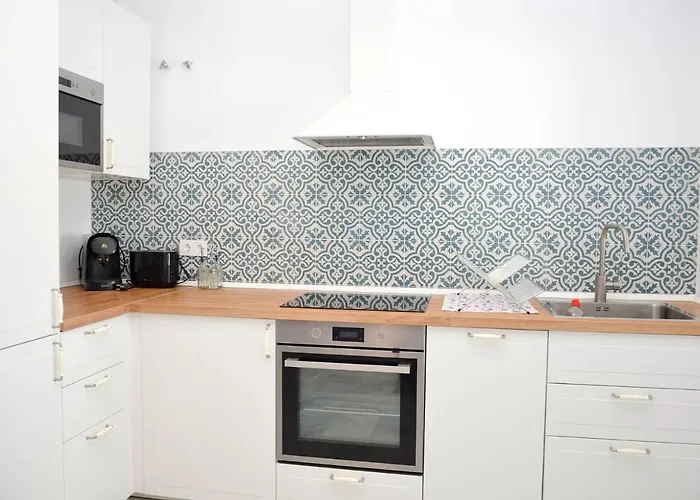Appartement Casa 70, Duplex En Urbanizacion Lunamar By Laromanamarbella *