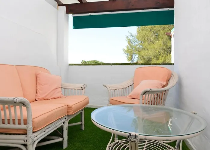Casa 70, Duplex En Urbanizacion Lunamar By Laromanamarbella * Marbella