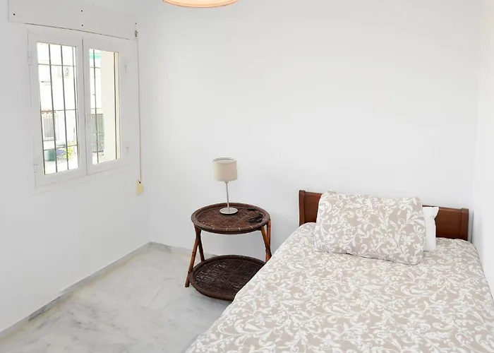 Appartement Casa 70, Duplex En Urbanizacion Lunamar By Laromanamarbella