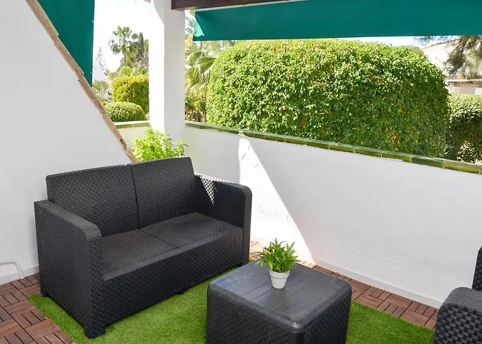Casa 70, Duplex En Urbanizacion Lunamar By Laromanamarbella Appartement Marbella